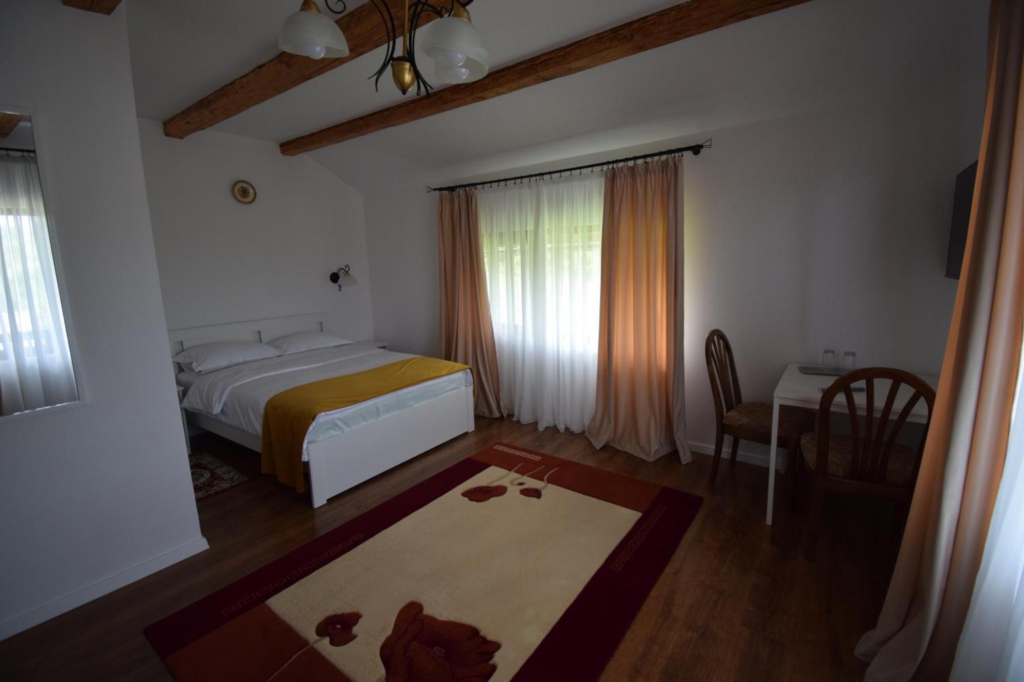 La Radacini Appartement Horezu Buitenkant foto