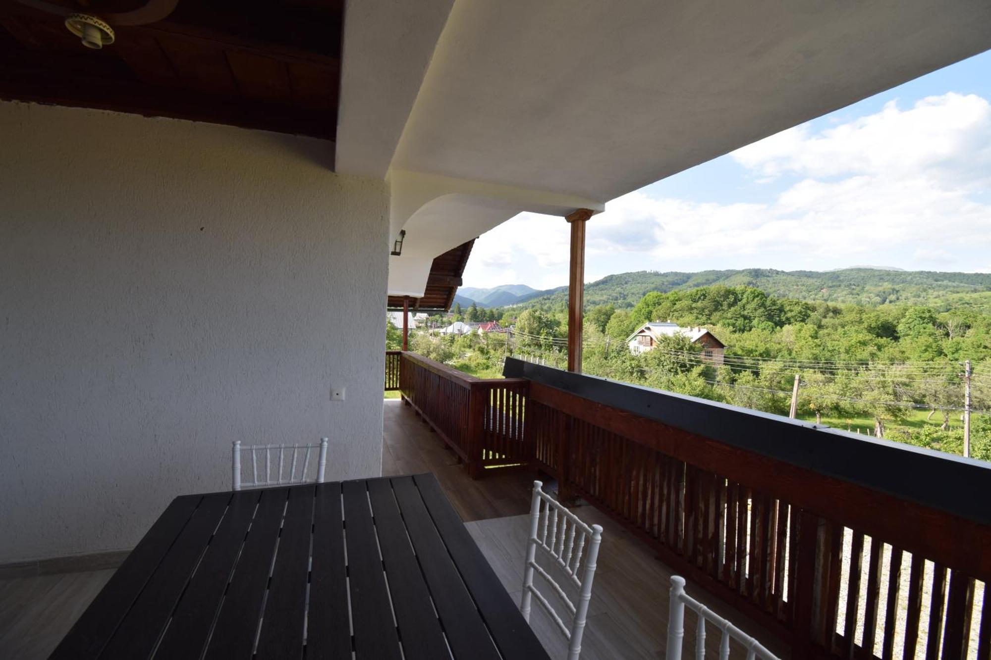 La Radacini Appartement Horezu Buitenkant foto
