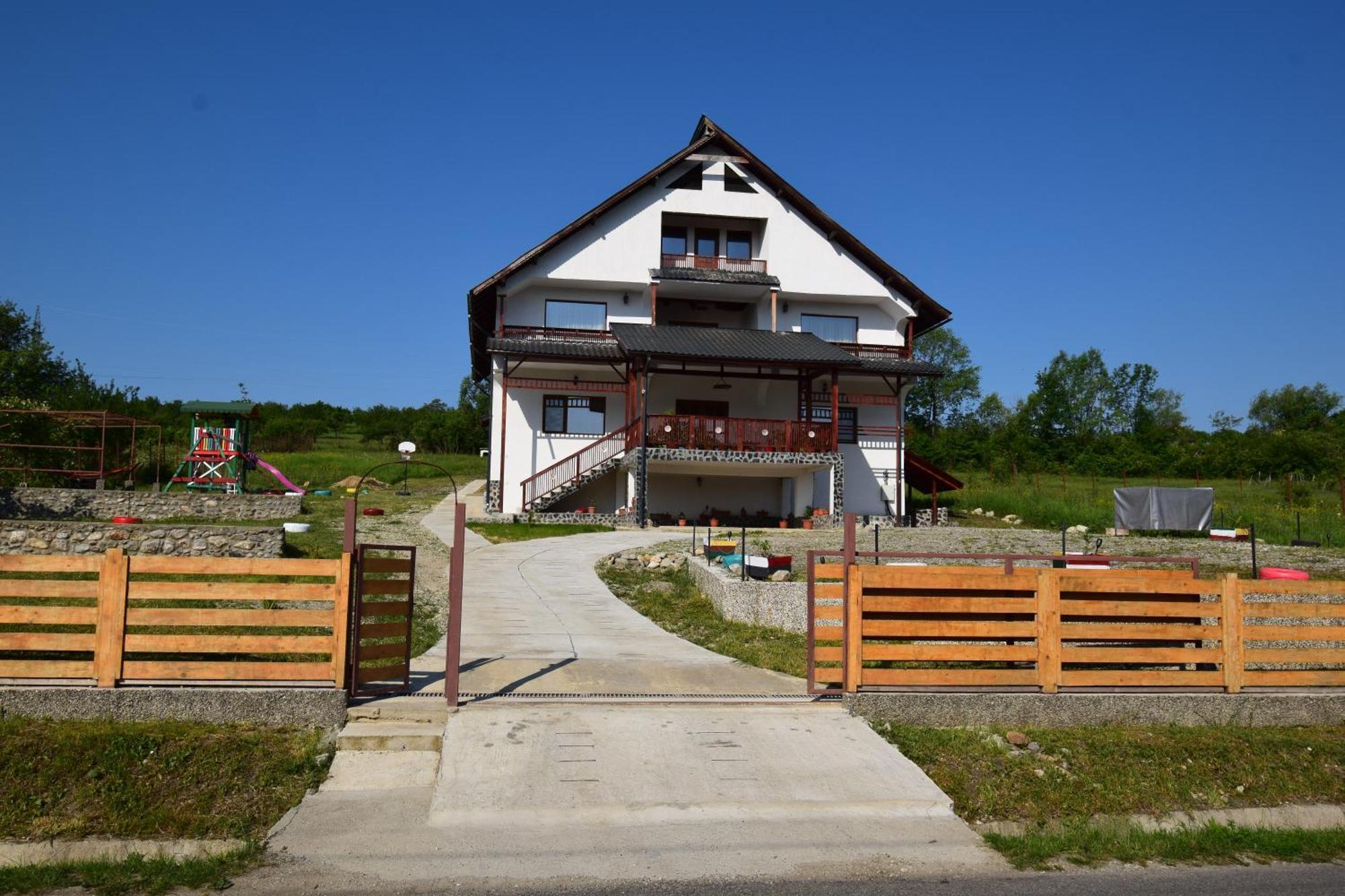 La Radacini Appartement Horezu Buitenkant foto