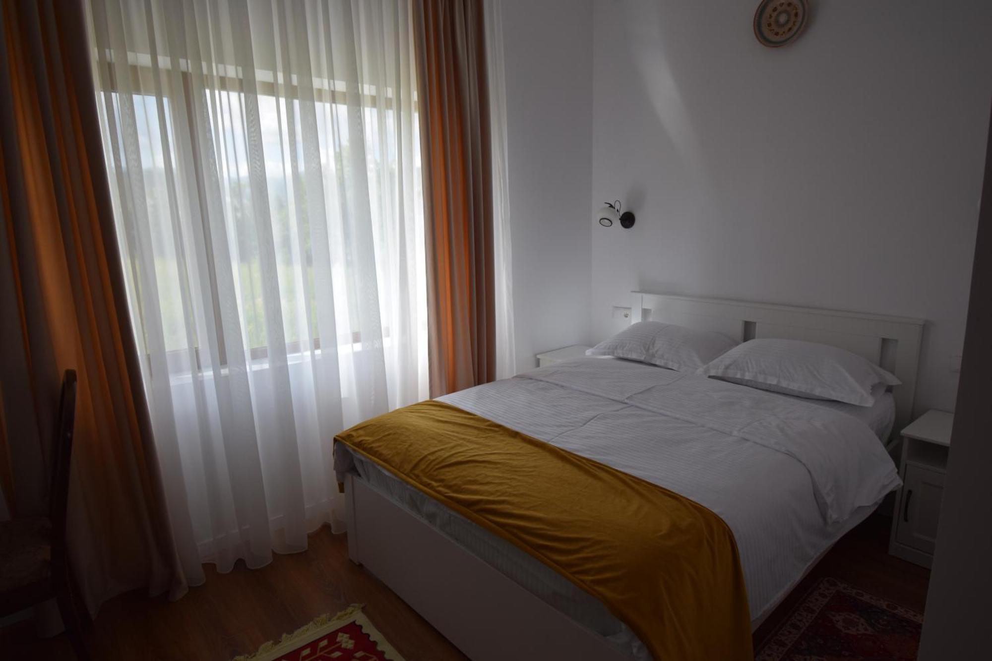 La Radacini Appartement Horezu Buitenkant foto